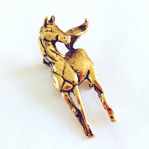 Vintage 80’s Stallion Brooch 🐴 Deadstock - Picture 4 of 4